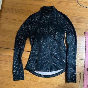 Fitted and flattering LuluLemon athleisure jacket